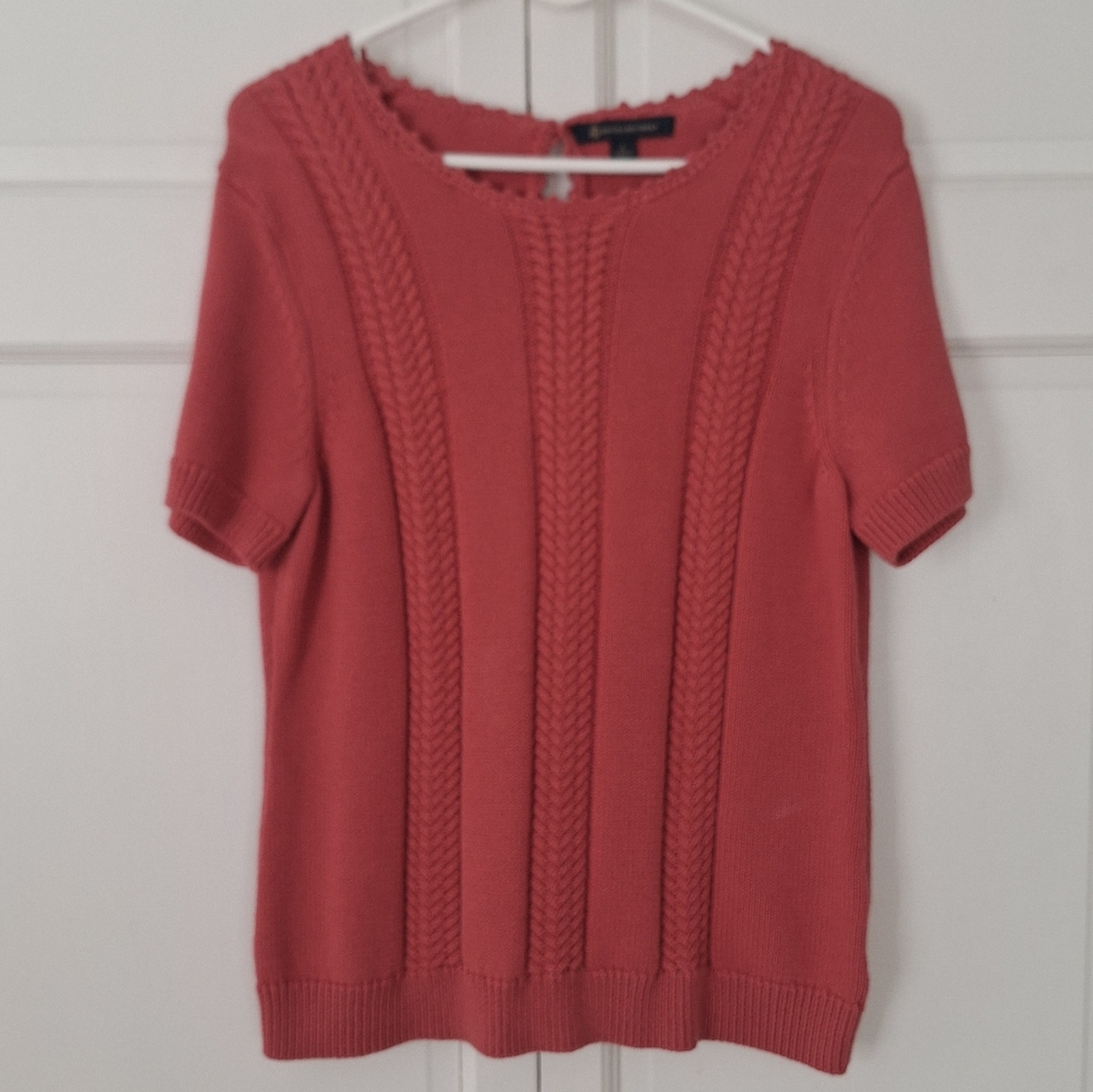 Brooks Brothers short sleeved knit sweater top